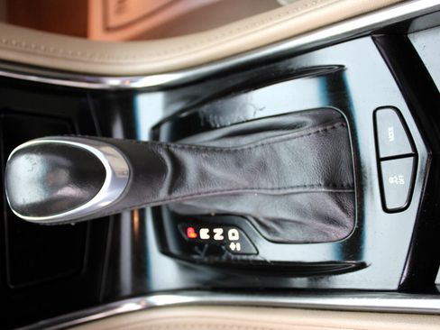 Used 2015 Cadillac ATS Luxury w/ Sun And Sound Package image 21