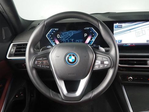 Used 2023 BMW 330e *NAVIGATION, CURVED DISPLAY, S w/ Convenience Package image 18