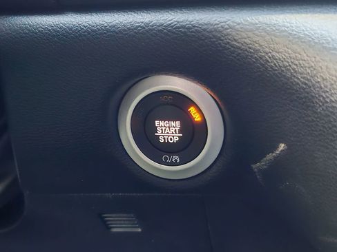 New 2026 Chrysler Voyager LX image 17