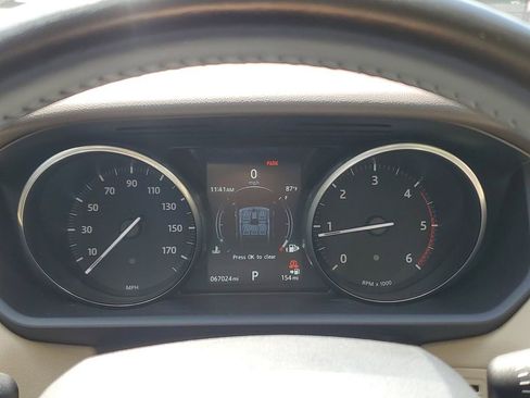 Used 2017 Land Rover Range Rover Sport SE image 29