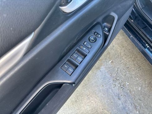 Used 2017 Honda Civic LX image 11