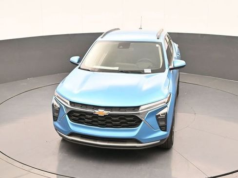 New 2026 Chevrolet Trax LT w/ Driver Confidence Package FWD image 60