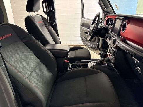 Used 2019 Jeep Wrangler Unlimited Rubicon image 24