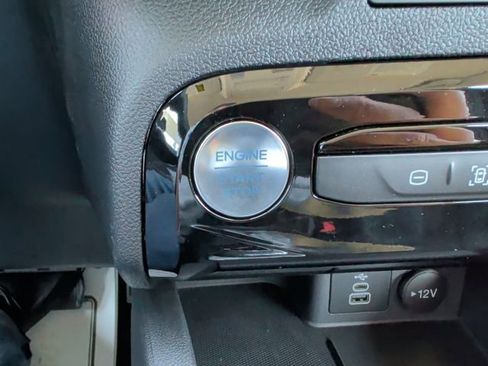 New 2026 Ford Escape SE image 23