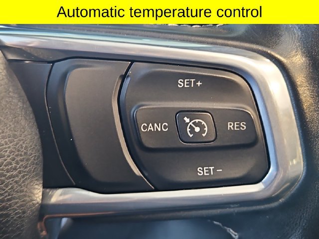 Used 2023 Jeep Wrangler Unlimited Sahara w/ Cold Weather Group AWD/4WD image 12