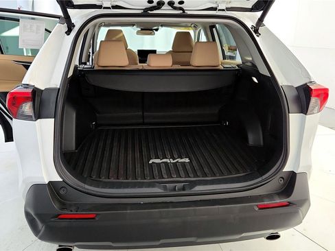 Certified 2024 Toyota RAV4 XLE image 19