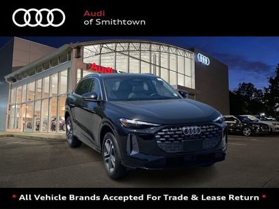 Used 2025 Audi Q5 Premium w/ Convenience Package