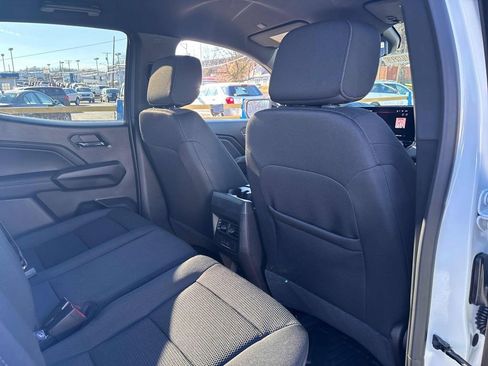 New 2026 GMC Canyon Elevation w/ Convenience Package image 33