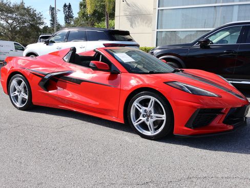 Used 2024 Chevrolet Corvette Stingray Convertible w/ 1LT image 12