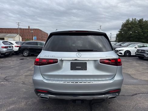 Certified 2025 Mercedes-Benz GLS 450 4MATIC image 6