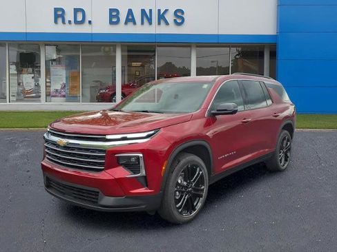 New 2026 Chevrolet Traverse LT w/ Driver Confidence Package AWD/4WD image 1