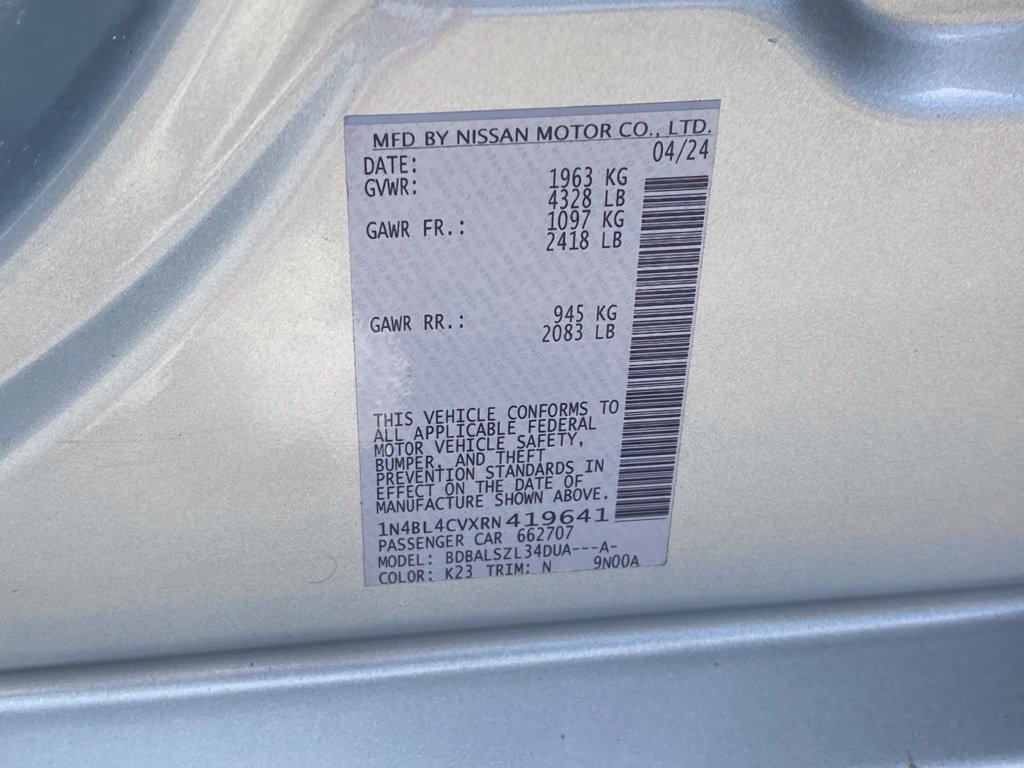 Used 2024 Nissan Altima 2.5 SR FWD image 32