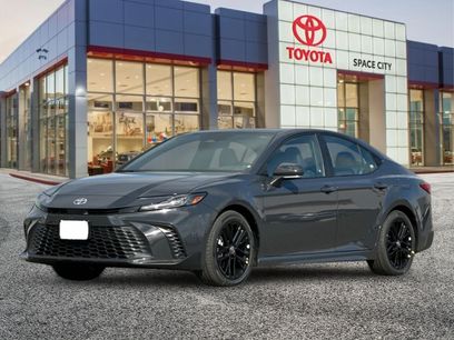 New 2026 Toyota Camry SE w/ Convenience Package