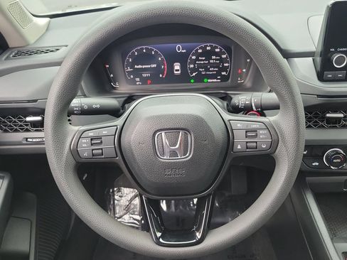 Certified 2025 Honda Accord SE image 21