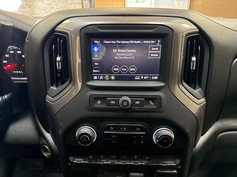 Used 2024 Chevrolet Silverado 2500 Custom w/ Custom Value Package AWD/4WD image 19