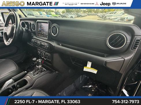 Used 2021 Jeep Wrangler Unlimited Sahara w/ Safety Group AWD/4WD image 20