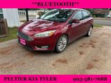 Used 2017 Ford Focus Titanium image 3