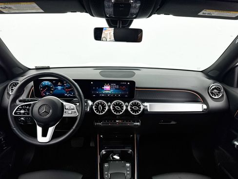 Used 2021 Mercedes-Benz GLB 250 image 20