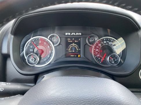 Used 2024 RAM 2500 Big Horn AWD/4WD image 29