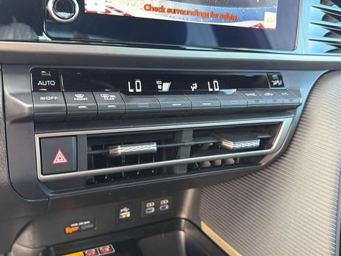Certified 2025 Toyota Camry SE FWD image 26