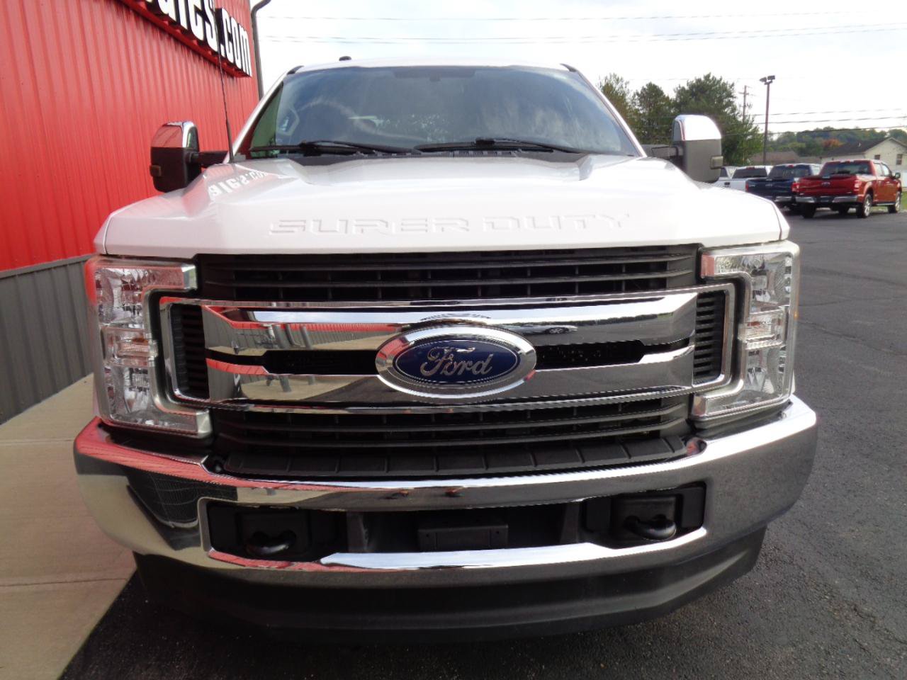 Used 2017 Ford F250 XLT AWD/4WD image 11