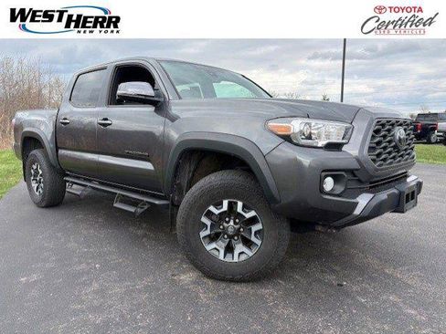 Certified 2022 Toyota Tacoma TRD Off-Road image 1