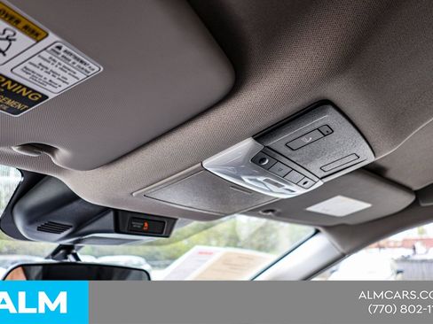 Used 2025 Nissan Rogue SV image 45