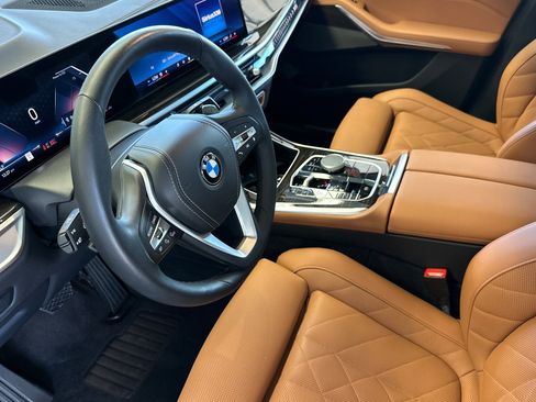 Used 2024 BMW X5 sDrive40i w/ Parking Assistance Package RWD image 9