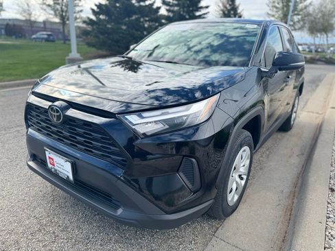 Certified 2023 Toyota RAV4 LE AWD/4WD image 33