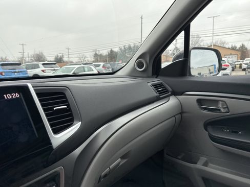 Used 2017 Honda Ridgeline RTL-T image 25