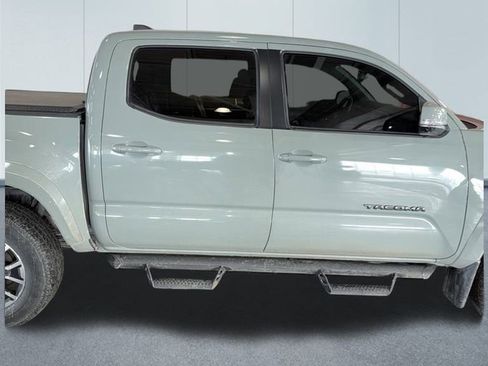 Used 2023 Toyota Tacoma TRD Sport w/ Technology Package image 2