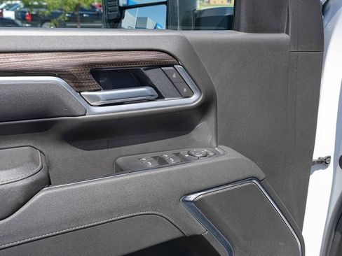 Used 2025 Chevrolet Silverado 2500 LT w/ Convenience Package AWD/4WD image 26