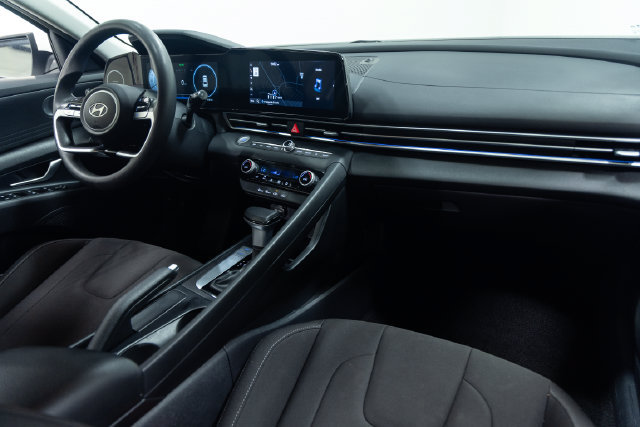 Used 2024 Hyundai Elantra SEL FWD image 26