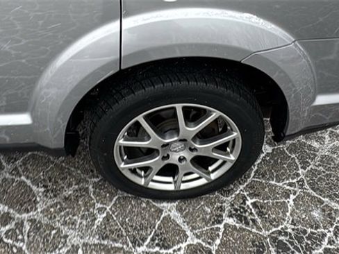 Used 2016 Dodge Journey R/T w/ Driver Convenience Group image 26