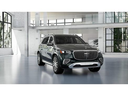 Used 2024 Mercedes-Benz Maybach GLS 600 4MATIC image 9