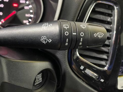 Used 2019 Jeep Compass Limited AWD/4WD image 22