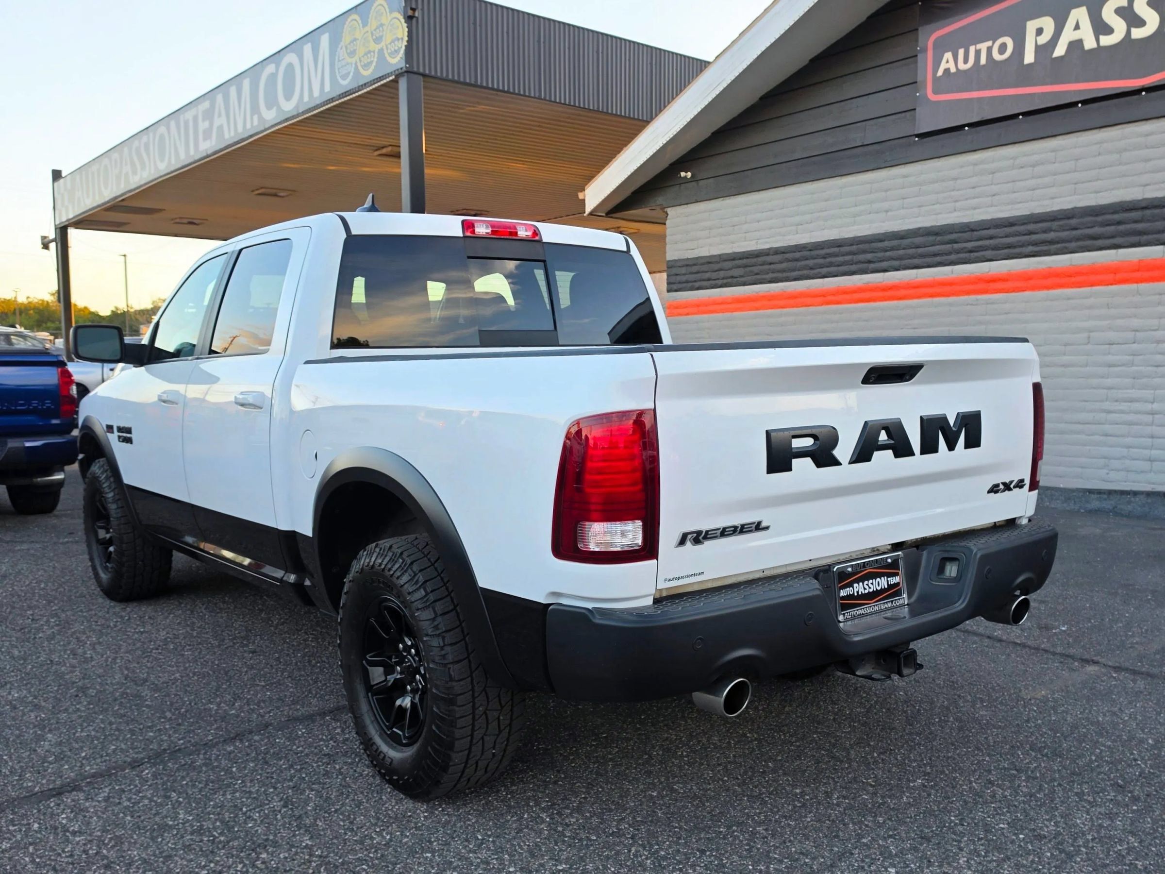 Used 2018 RAM 1500 Rebel w/ Luxury Group AWD/4WD image 3