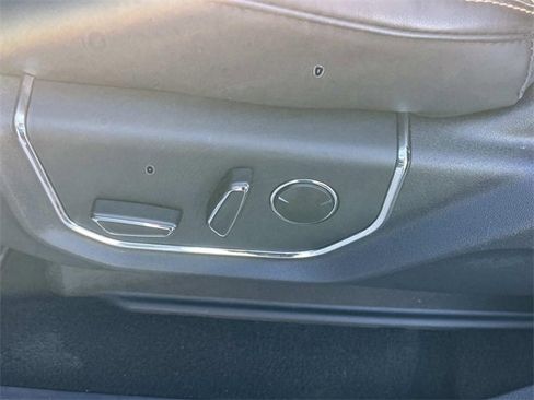 Used 2024 Ford Expedition Platinum image 31