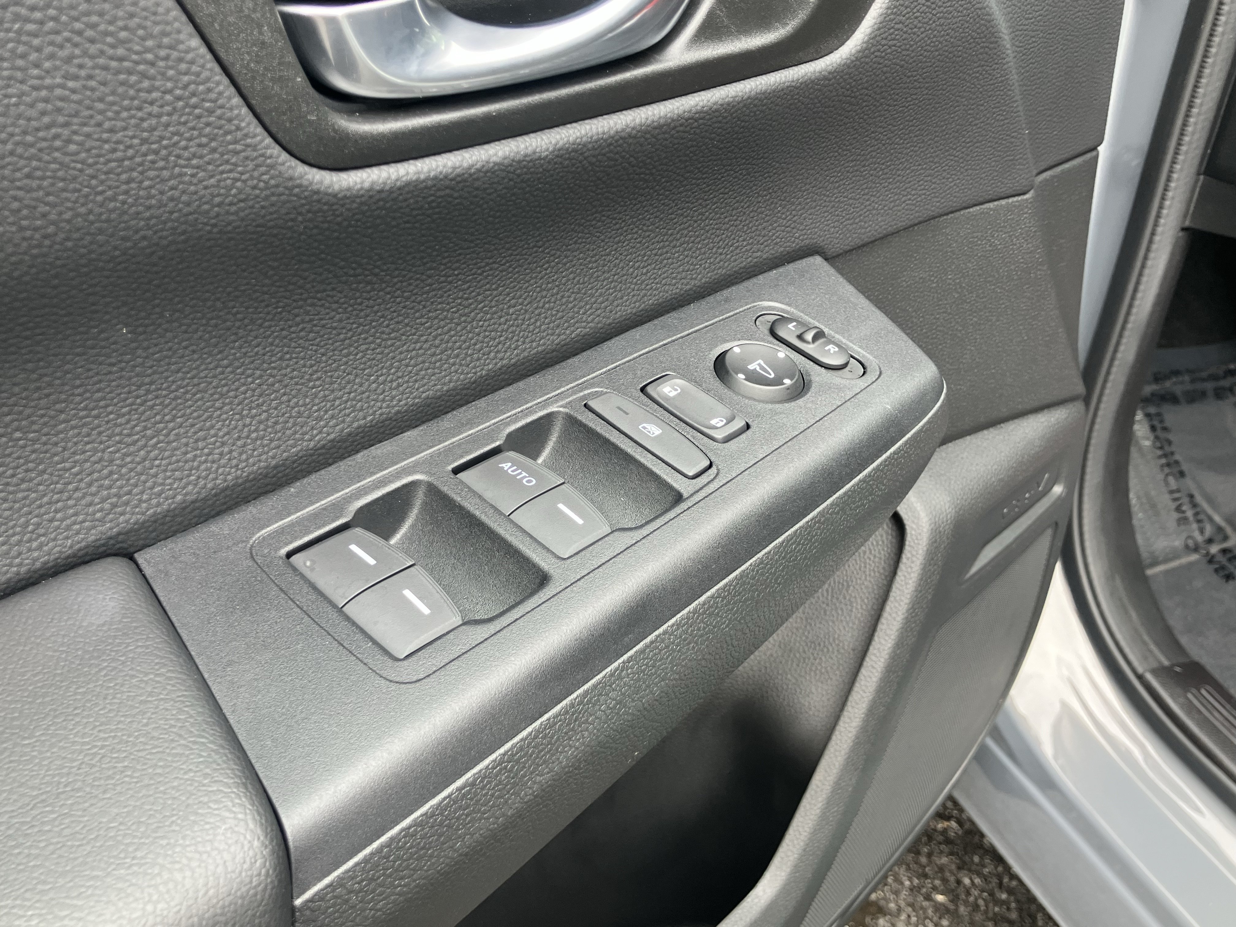 Certified 2026 Honda CR-V LX image 15