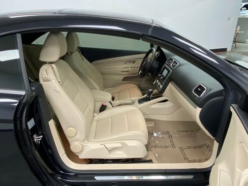 Used 2014 Volkswagen Eos Komfort image 32