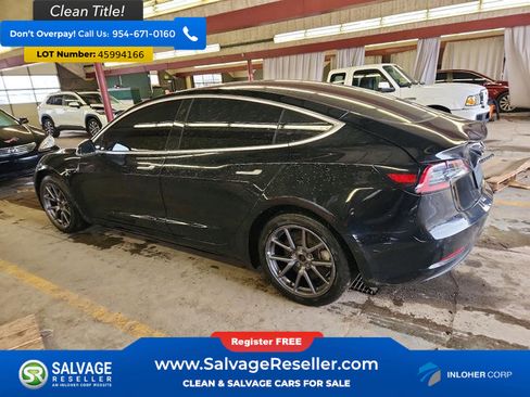 Used 2019 Tesla Model 3 Sedan image 3