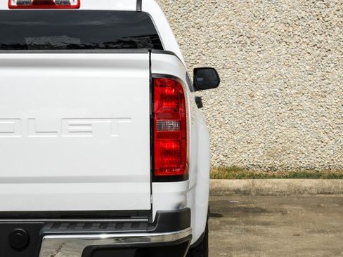 Used 2021 Chevrolet Colorado W/T w/ WT Convenience Package image 47