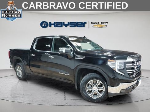 Certified 2025 GMC Sierra 1500 SLT AWD/4WD image 1