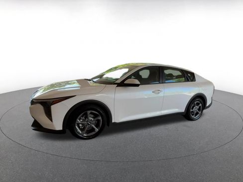 Used 2025 Kia K4 FWD image 7