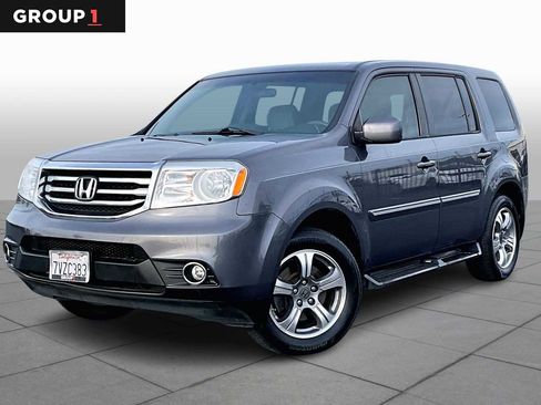 Used 2015 Honda Pilot SE image 1