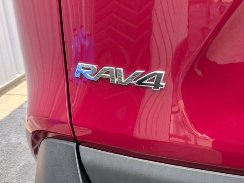 Used 2023 Toyota RAV4 XLE Premium FWD image 36