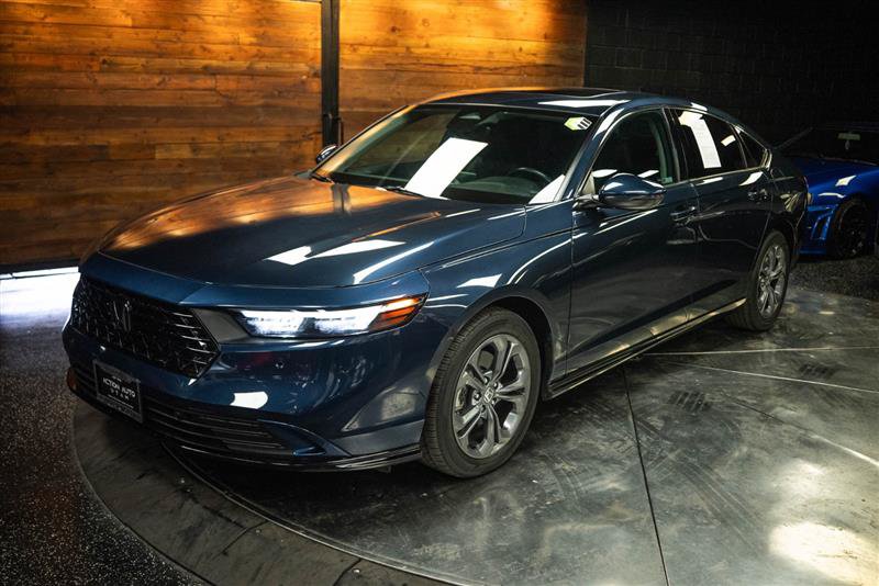 Used 2025 Honda Accord EX-L image 2