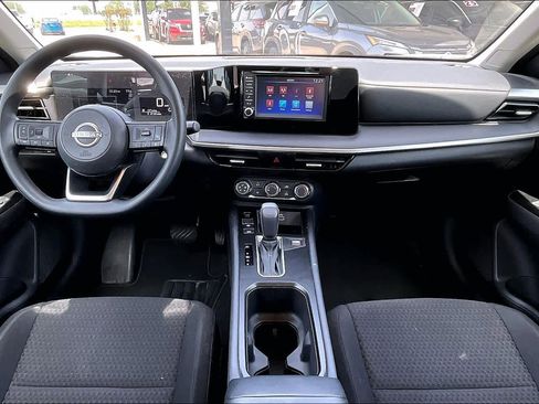 Used 2025 Nissan Kicks S FWD image 14