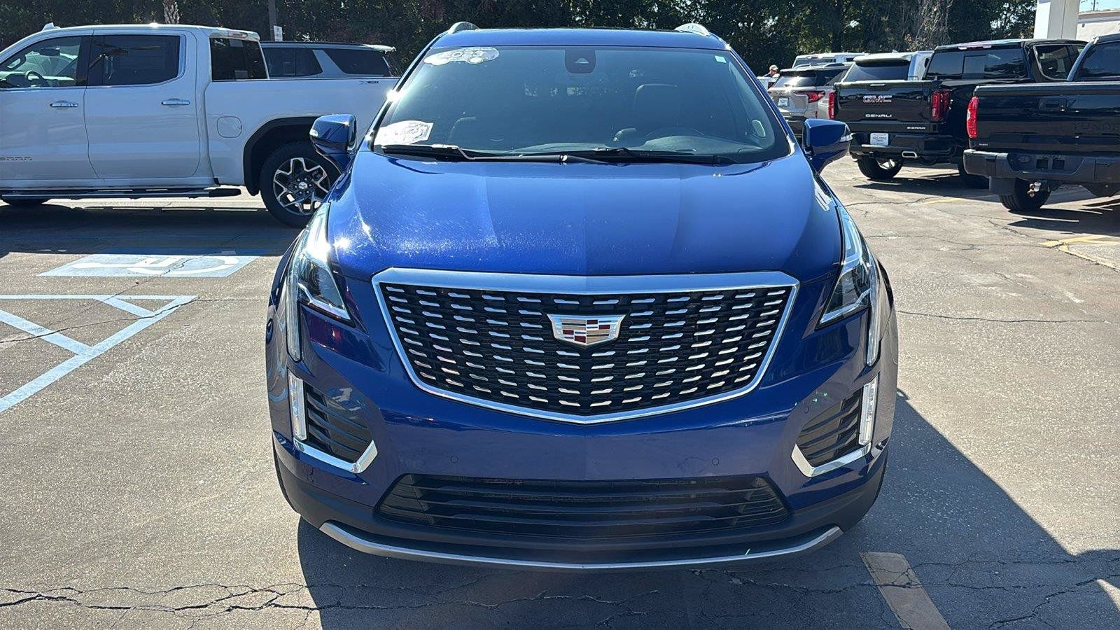 Certified 2023 Cadillac XT5 Premium Luxury AWD/4WD image 2