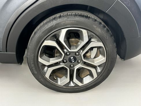 Used 2021 Kia Soul X-Line FWD image 11